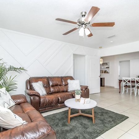 6 Bedroom Bucs Airport Mall Beach Wifi Tampa Eksteriør bilde