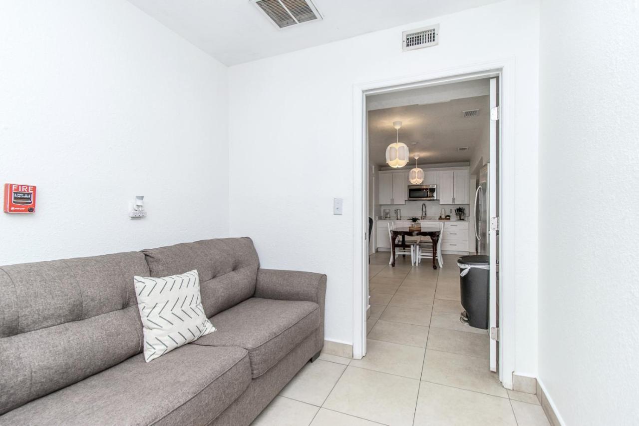 6 Bedroom Bucs Airport Mall Beach Wifi Tampa Eksteriør bilde