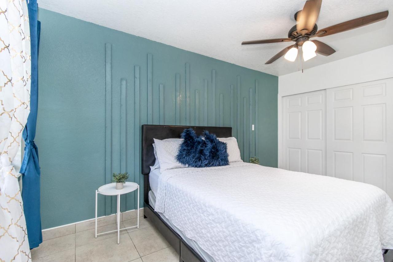 6 Bedroom Bucs Airport Mall Beach Wifi Tampa Eksteriør bilde