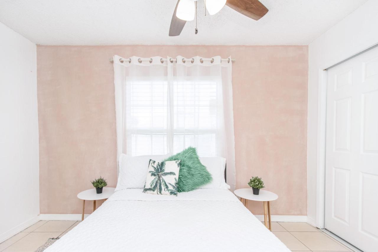 6 Bedroom Bucs Airport Mall Beach Wifi Tampa Eksteriør bilde